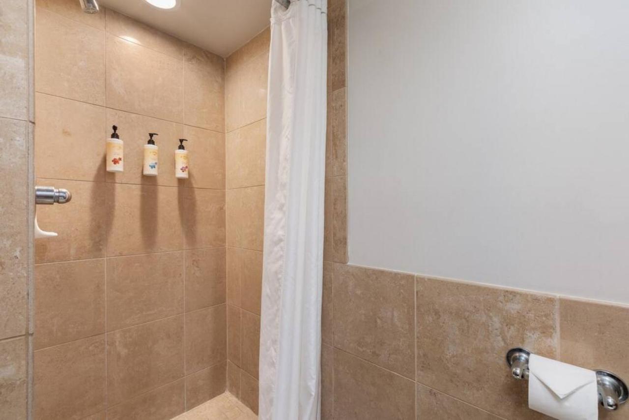 Villa Incredible Location Free Parking In Waikiki Honolulu Exterior foto