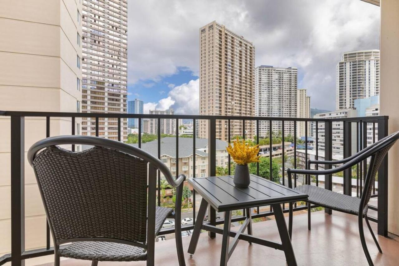 Villa Incredible Location Free Parking In Waikiki Honolulu Exterior foto